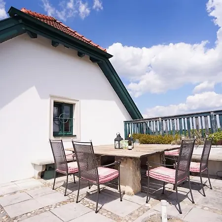 Villa Wonderful Among The Vineyards